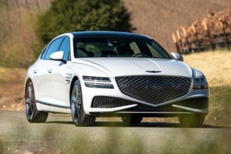 Saluda a dos nuevos sedanes de alta calidad