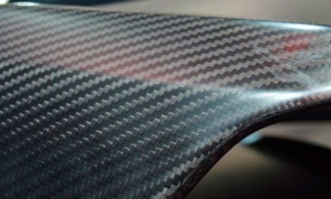 El uso de fibra de carbono avanzada se acerca a la industria automotriz