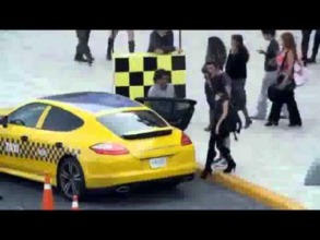 Video: Un par de taxis fuera de lo común