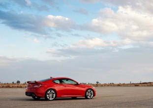Hyundai Genesis Coupe 2013, unifica deportividad y rendimiento