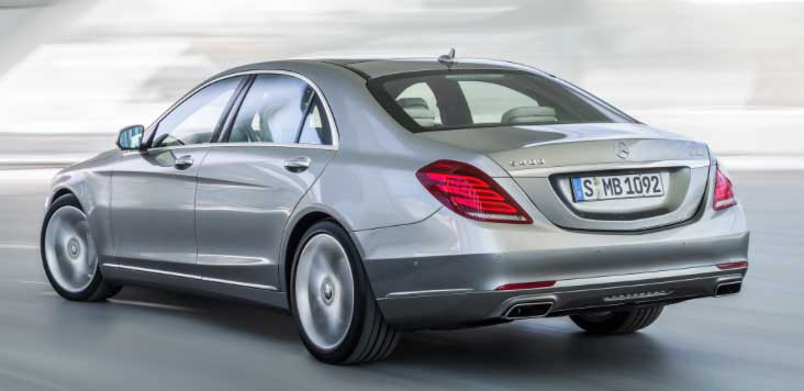 Mercedes-Benz S400 Hybrid pasea por el Ritz-Carlton