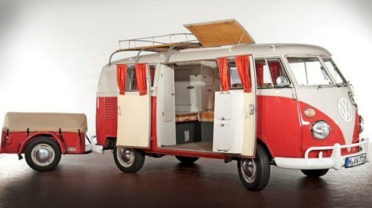 Volkswagen inaugura un centro de restauración de las legendarias Combi