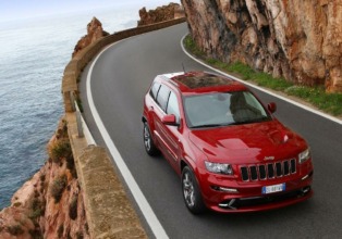 Jeep Cherokee SRT8, el SUV más rápido de Nürburgring