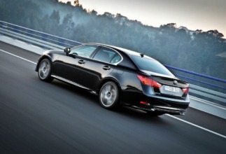 Video: Lexus GS Hybrid, adrenalina y ecología