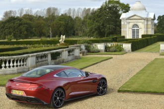 Aston Martin Vanquish presente en Pebble Beach