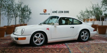 Video: Porsche 911 Carrera 4