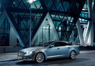 Jaguar XJ y XF All Wheel Drive