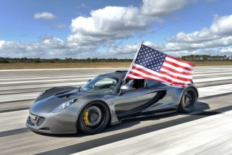 Video: Hennessey Venom GT Spyder