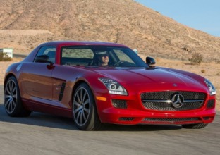 Mercedes Benz SLS AMG por MCCHIP