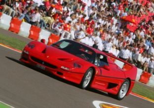 Video: Ferrari F50 en acción