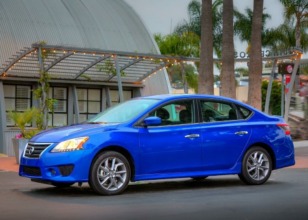 Nissan Sentra 2013 Prueba de Manejo