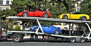 Subastan flota de súper autos en Francia