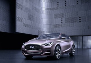 Infiniti Q30 Concept en el Auto Show de Frankfurt 2013