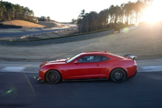 Chevrolet Camaro Z28 es llevado a Nurburgring