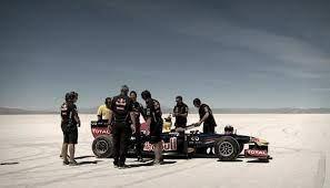 Red Bull Racing lleva el RB7 a las salinas