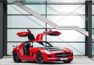Mercedes-Benz SLS AMG GT Final Edition en el Auto Show de Los Ángeles 2013