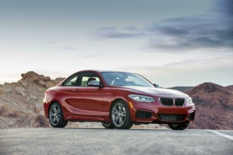 Impactante video del BMW M235i haciendo drifting sin conductor