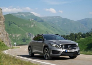 Mercedes-Benz GLA 250 y GLA 45 AMG Prueba de Manejo