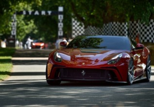 Ferrari F12 TRS, un súper auto de 4.2 millones de dólares