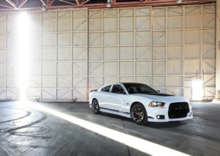 Increíbles burnouts cortesía del Dodge Charger SRT Hellcat