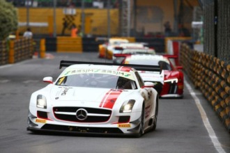 Mercedes-Benz SLS AMG GT3 en el Auto Show Ginebra 2015