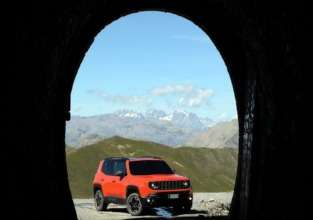 Jeep Renegade 2015 tiene canción propia
