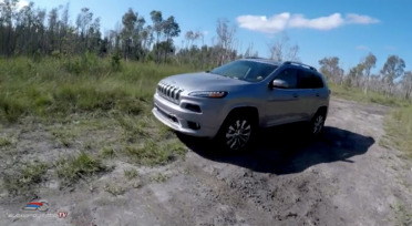 Jeep Cherokee Overland 2017, lujo y capacidad off-road