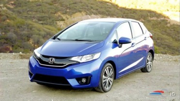 Top 3 razones para comprar un sedán compacto