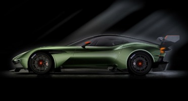 Aston Martin Vulcan en su habitat natural, el circuito