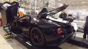 Primer Ford GT salió de la línea de producción