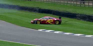 Nick Mason choca su McLaren F1 GTR