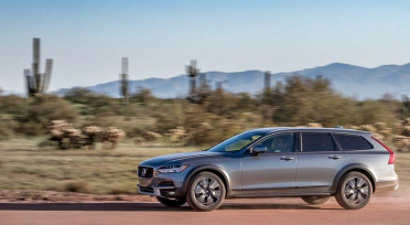 Test Drive Volvo V90 Cross Country 2017 en el Desierto de Arizona
