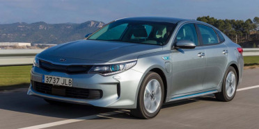 KIA Optima Plug-In Hybrid 2017, Elegancia Ecológica