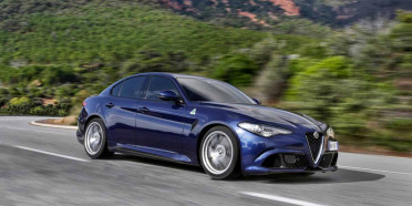 Video Alfa Romeo Giulia Quadrifoglio 2017, precio a partir de $72,000