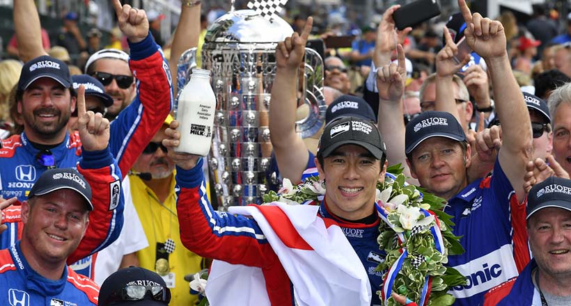 Honda dominó la Indy 500 con Takuma Sato