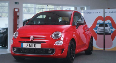 FIAT 500 2 millones entregado a una millennial en Alemania