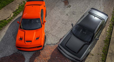 Video Dodge Challenger Hellcat Widebody y Challenger Demon