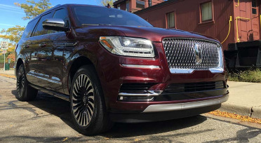 Primer vistazo Lincoln Navigator 2018 de $93,705