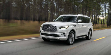 Video Infiniti QX80 2018, elegancia en movimiento