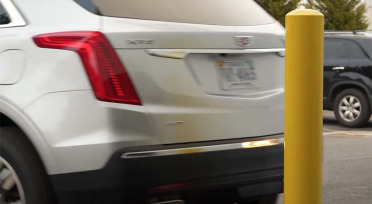 Frenado automático en reversa; tecnología que sí evita accidentes