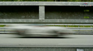 Chevrolet Corvette ZR1 2018 a 212 MPH en Papenburg, Alemania