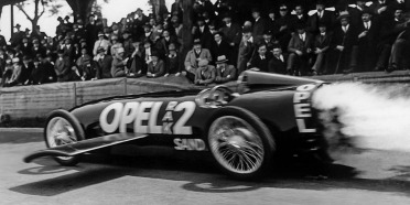 Opel RAK 2, auto cohete que cautivó al mundo hace 90 años