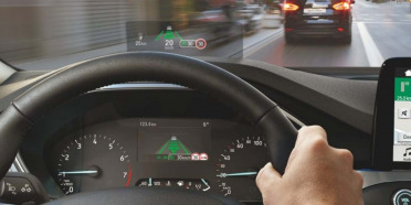 Ford Focus con head up display, heredado de aviones de combate