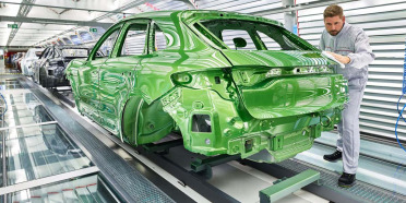 Primer Porsche Macan 2019 salió de la planta de producción en Leipzig