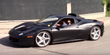 Video: ¿es este un nuevo Ferrari híbrido?