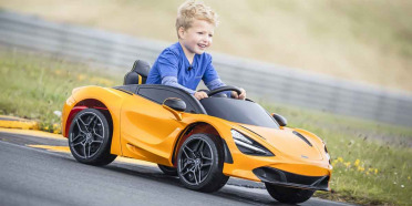 El McLaren 720s se hace eléctrico…en versión infantil