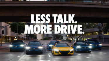 Hablar menos, conducir más, campaña de Acura de alta velocidad