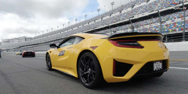 Hot lap Acura NSX 2020 en el Daytona International Speedway