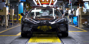 Chevrolet Corvette C8 2020 de producción por fin salió de la planta