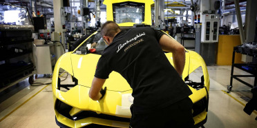 Ferrari y Lamborghini Cierran Operaciones por el Coronavirus